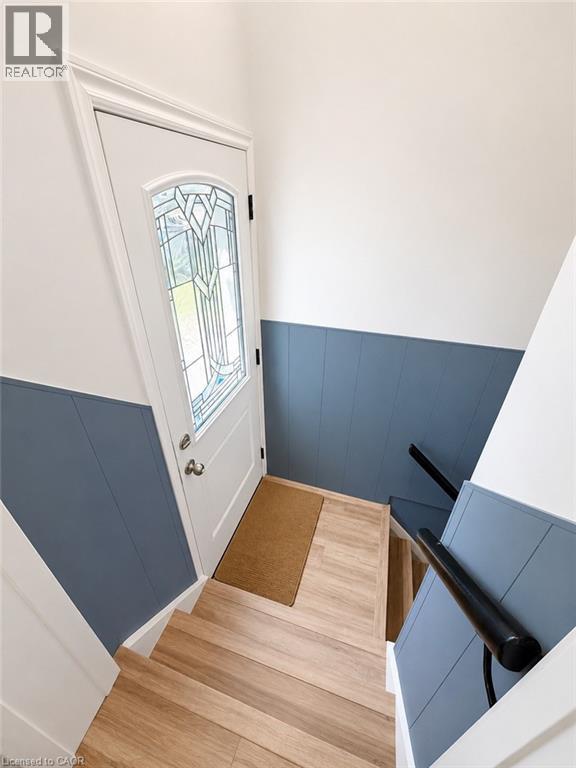 355 East 36Th Street, Hamilton, ON