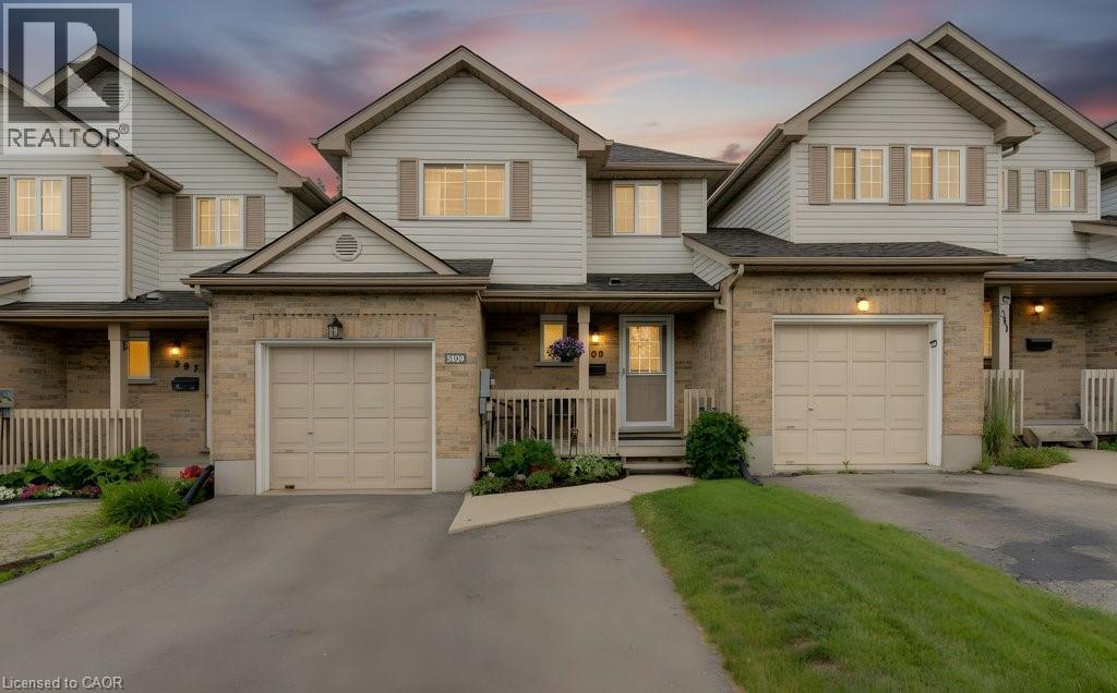 309 Pastern Trail, Waterloo, ON - Outdoor With Facade