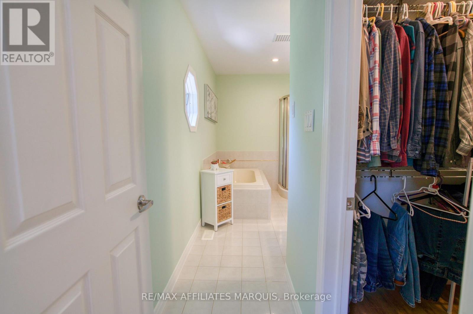 79 Trotters Lane, Rideau Lakes, ON