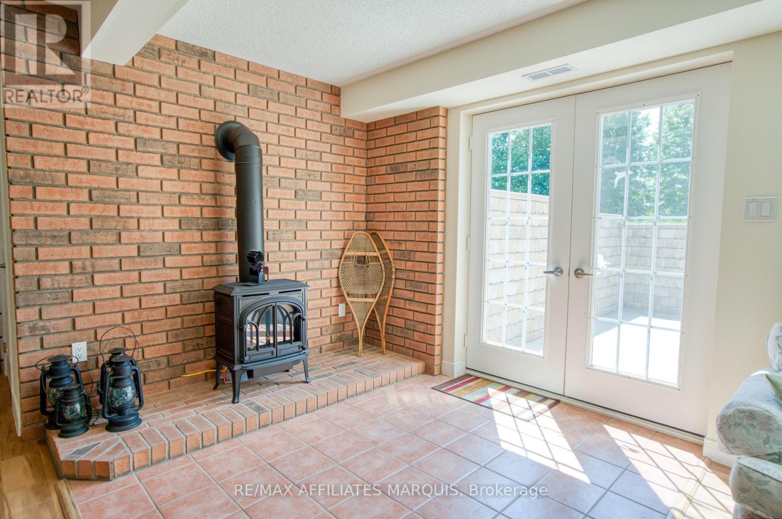 79 Trotters Lane, Rideau Lakes, ON