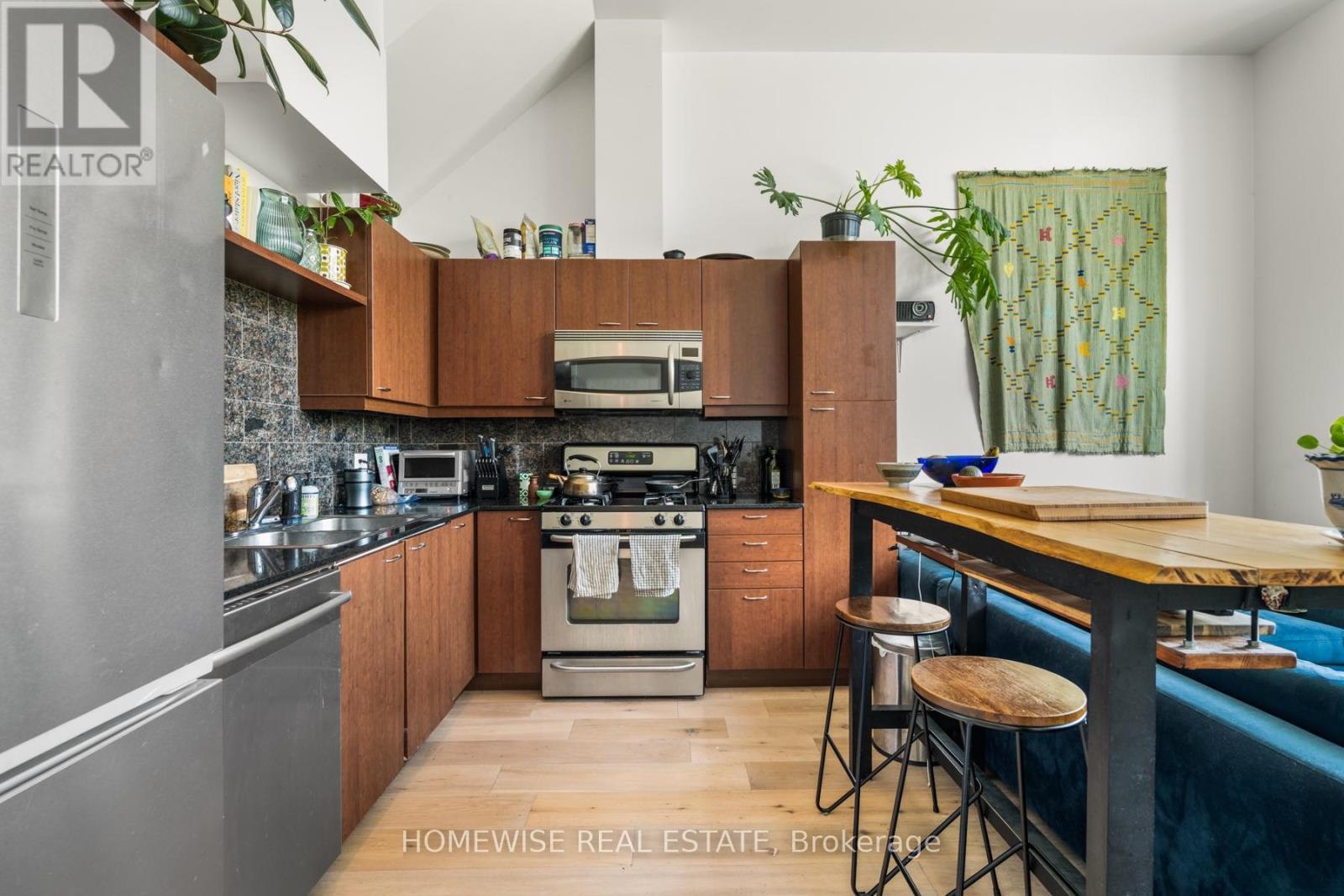 410 - 437 Roncesvalles Avenue, Toronto, ON