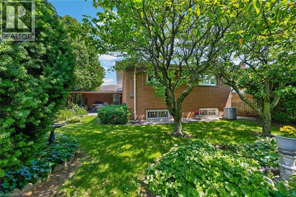 11 Fassett Avenue, Hamilton, ON - Outdoor