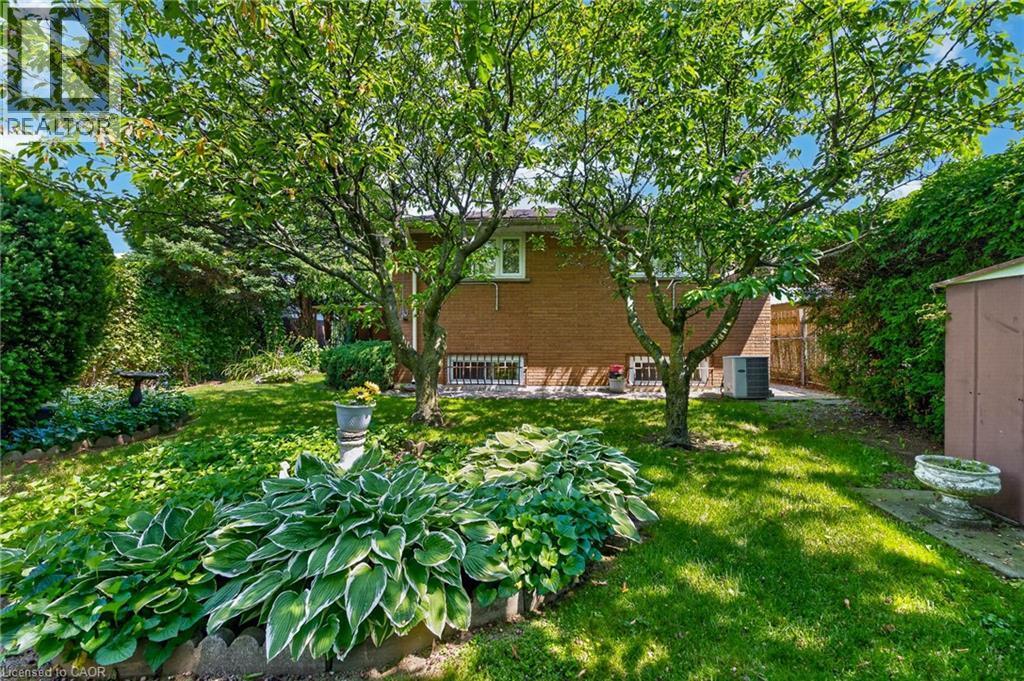 11 Fassett Avenue, Hamilton, ON - Outdoor