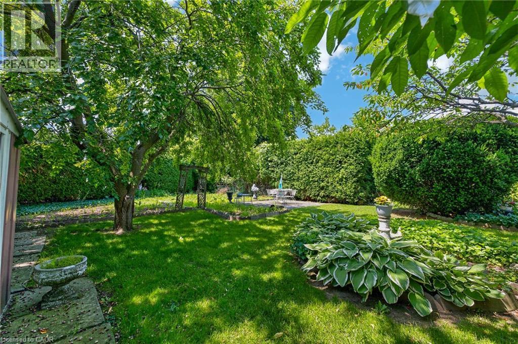 11 Fassett Avenue, Hamilton, ON - Outdoor