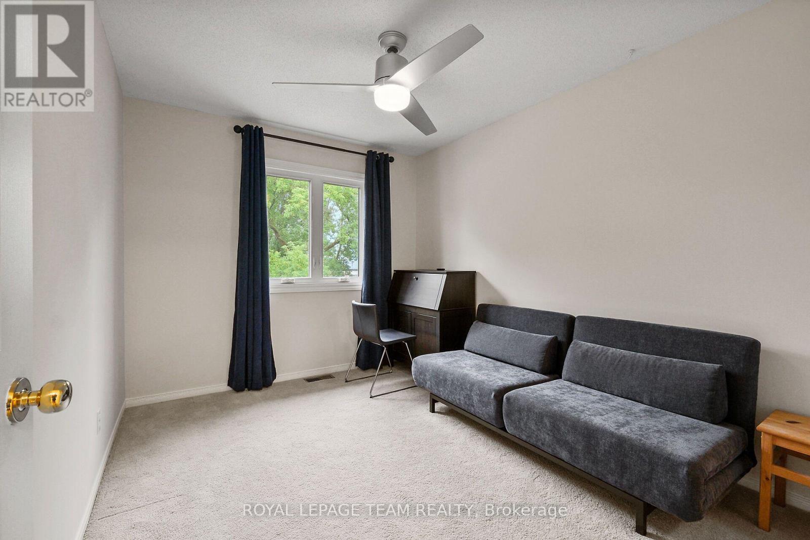 Good sized Bedroom. - 70 College Circle, Ottawa, ON