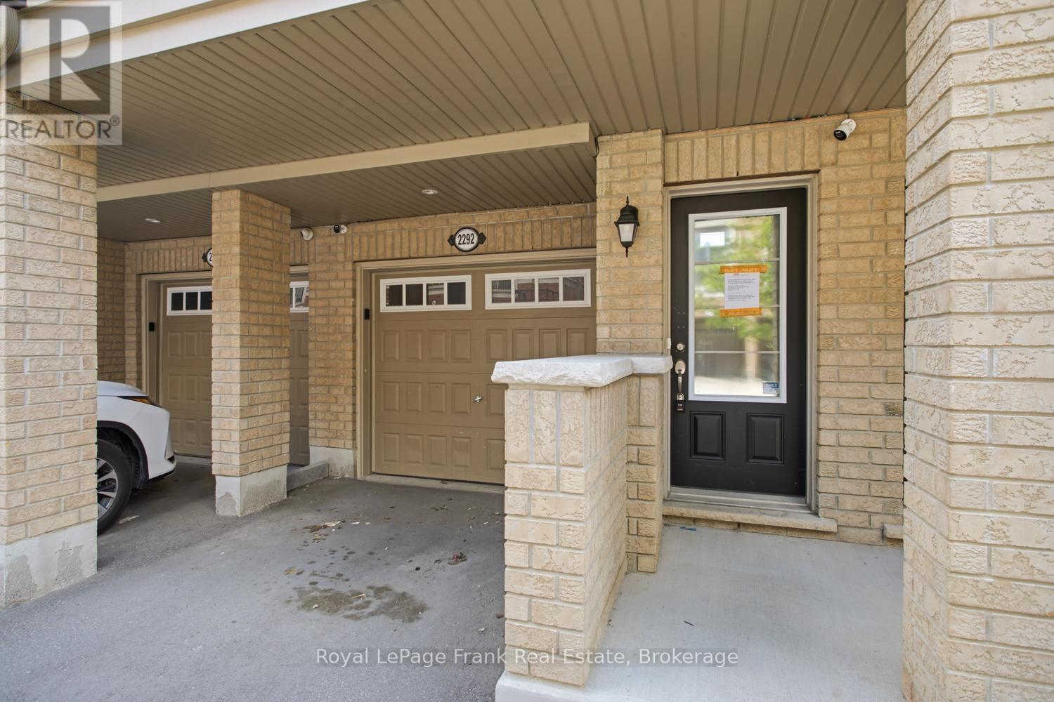 2292 Chevron Prince Path, Oshawa (Windfields), ON