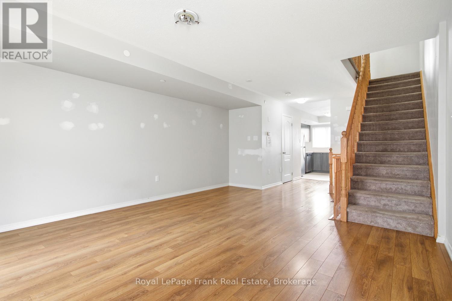 2292 Chevron Prince Path, Oshawa (Windfields), ON