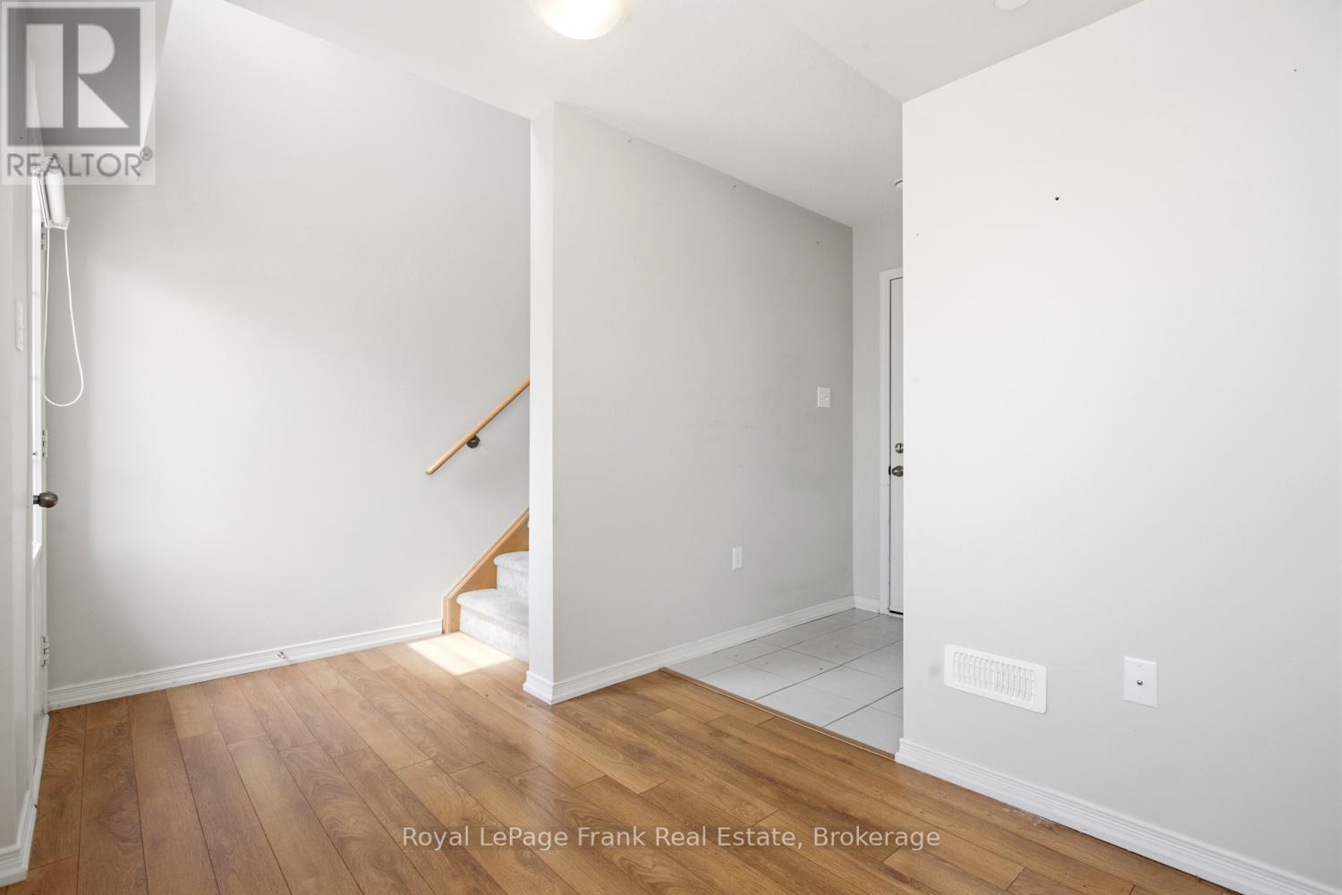 2292 Chevron Prince Path, Oshawa (Windfields), ON