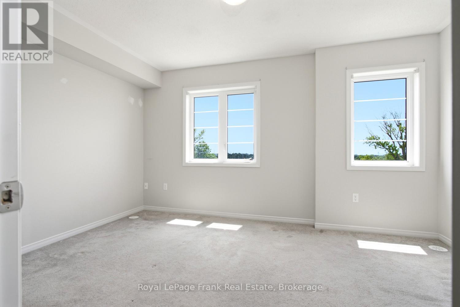 2292 Chevron Prince Path, Oshawa (Windfields), ON