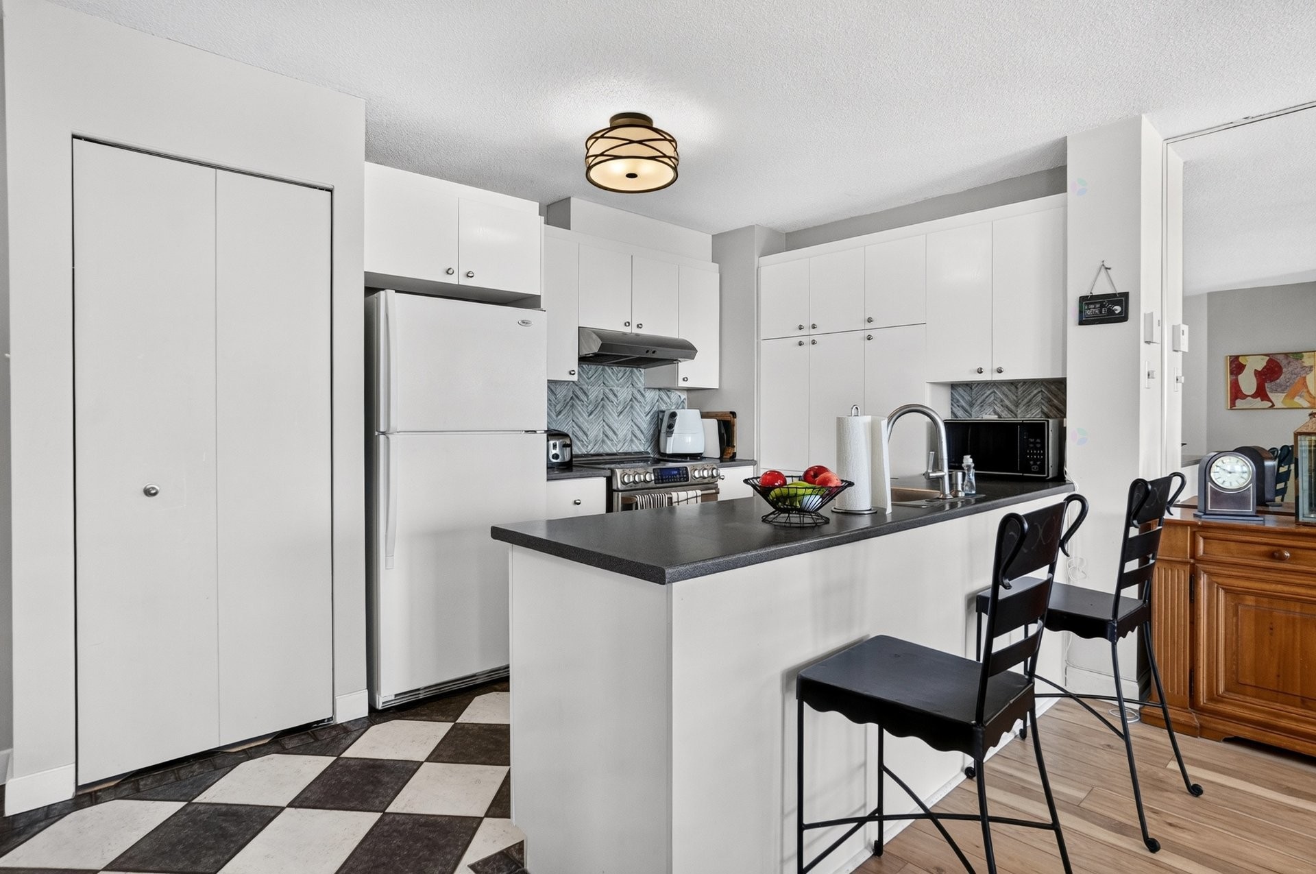 Cuisine - 514-760 Ch. Marie-Le Ber, Montréal (Verdun/Île-Des-Soeurs), QC - Indoor Photo Showing Kitchen