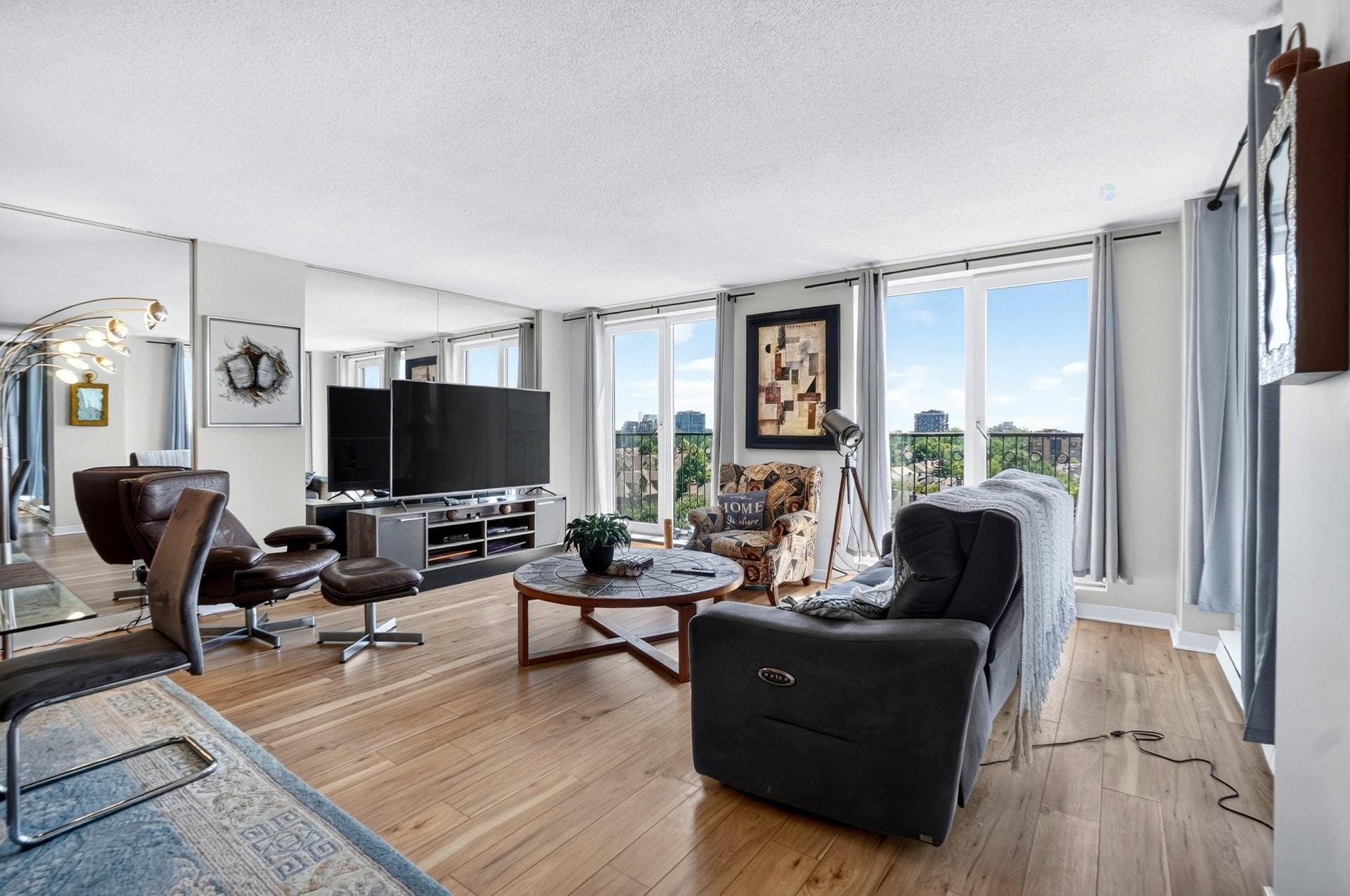Salon - 514-760 Ch. Marie-Le Ber, Montréal (Verdun/Île-Des-Soeurs), QC - Indoor Photo Showing Living Room