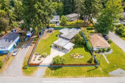 789 Bowman Ave Nanaimo, BC V9R 4L5