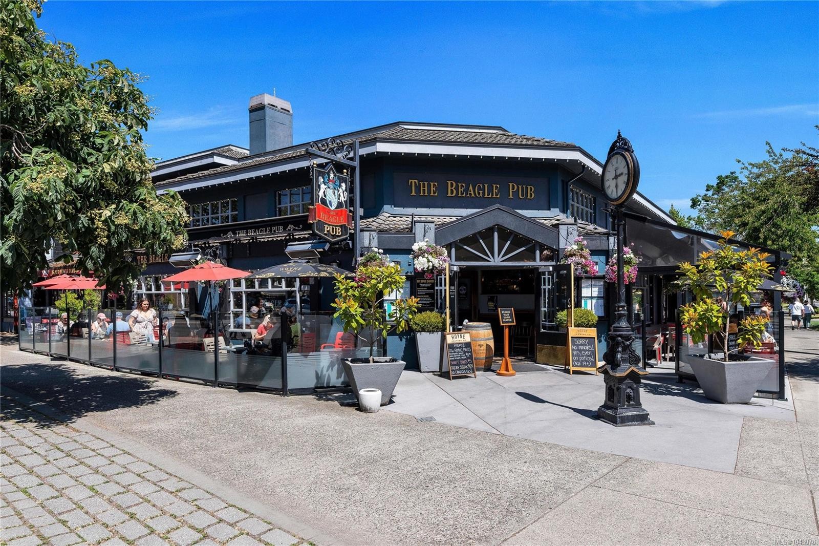 #9-977 Convent Pl, Victoria, BC