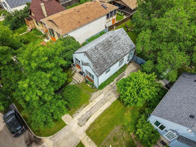 417 Melbourne Ave, Winnipeg, MB