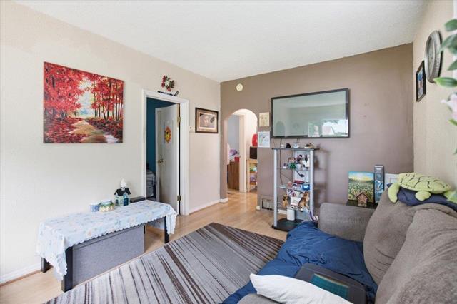 417 Melbourne Ave, Winnipeg, MB