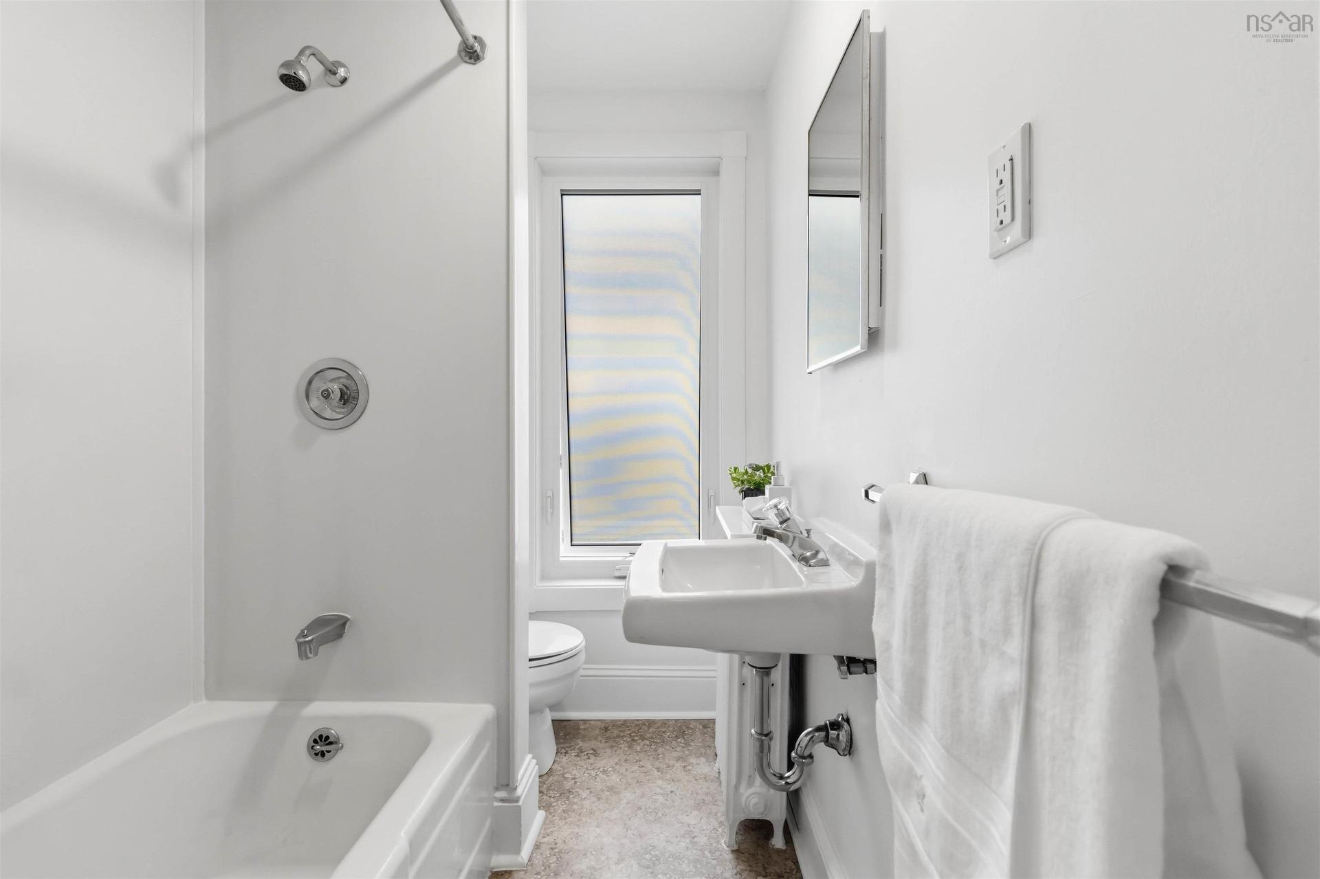 5264 Kaye Street, Halifax, NS