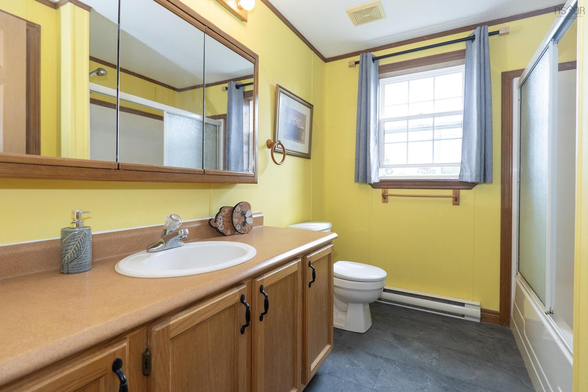 39 Rosewood Drive, Amherst, NS