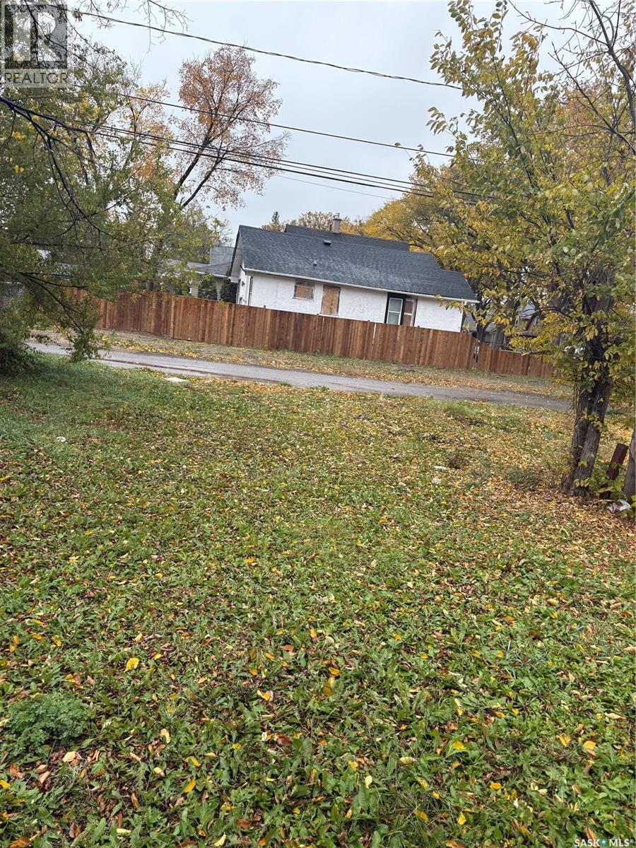 3231 Dewdney Avenue, Regina, SK