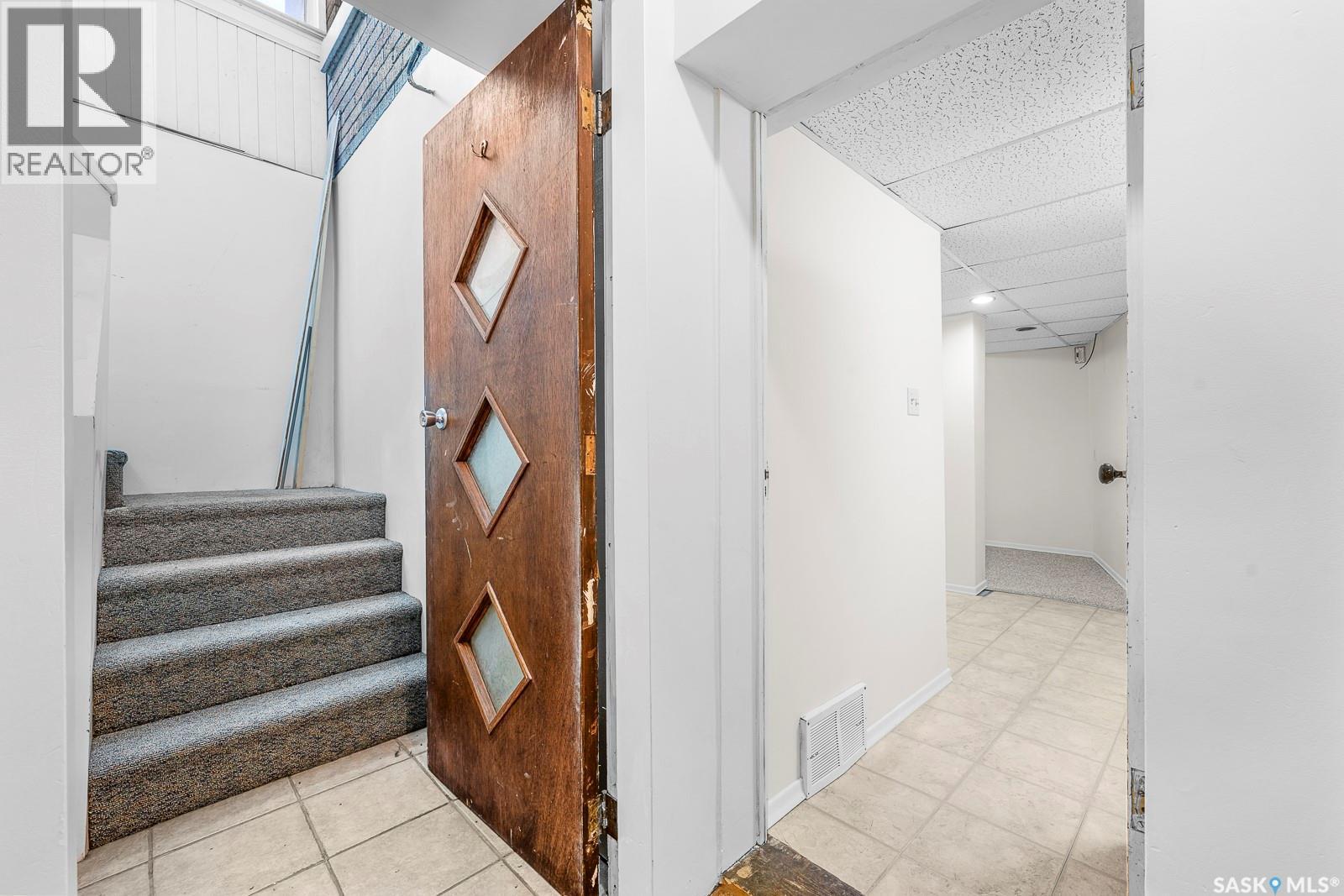 1875 Ottawa Street, Regina, SK - Indoor Photo Showing Other Room