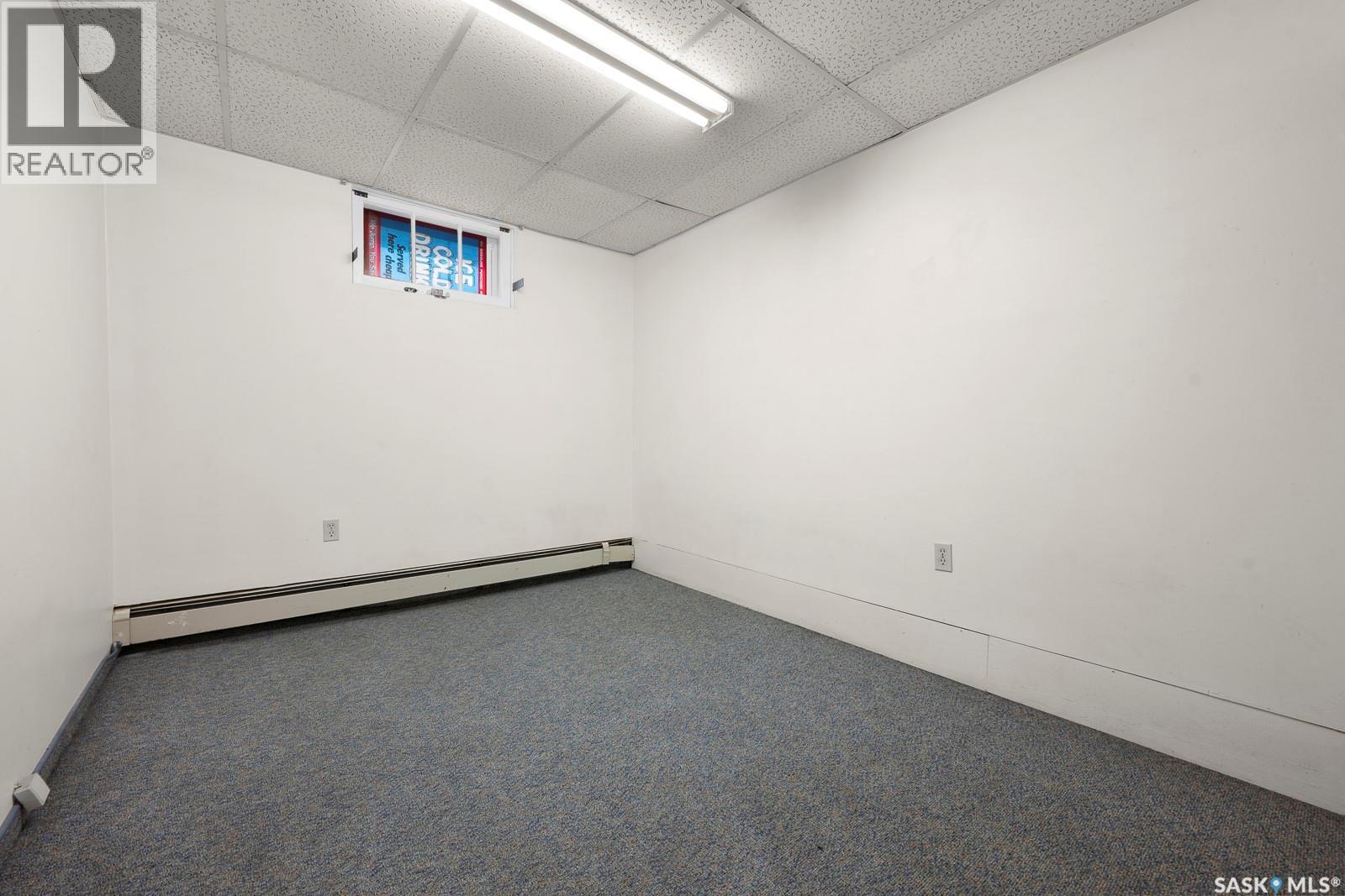 1875 Ottawa Street, Regina, SK - Indoor Photo Showing Other Room