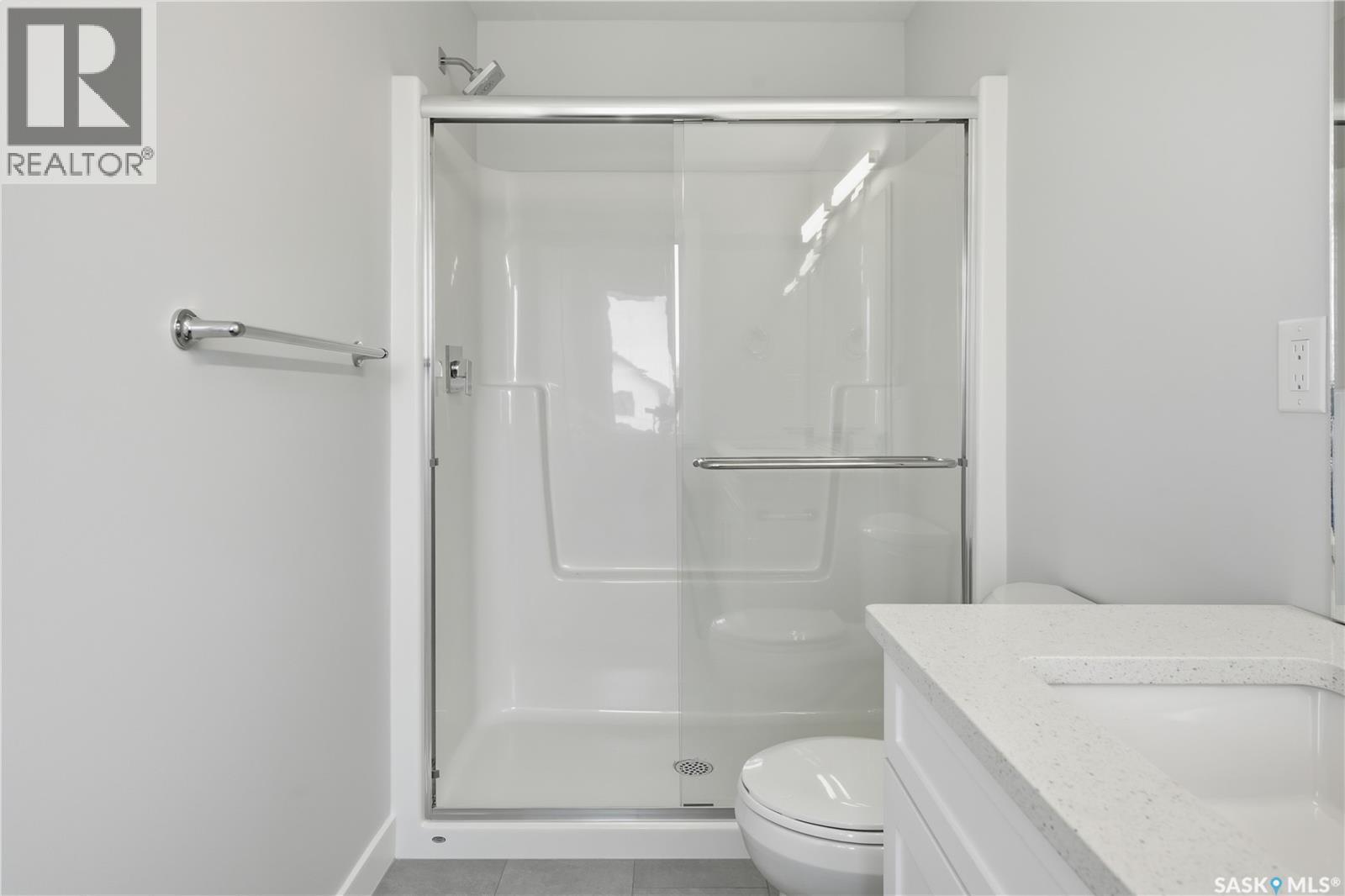 266 Kostiuk Crescent, Saskatoon, SK - Indoor Photo Showing Bathroom