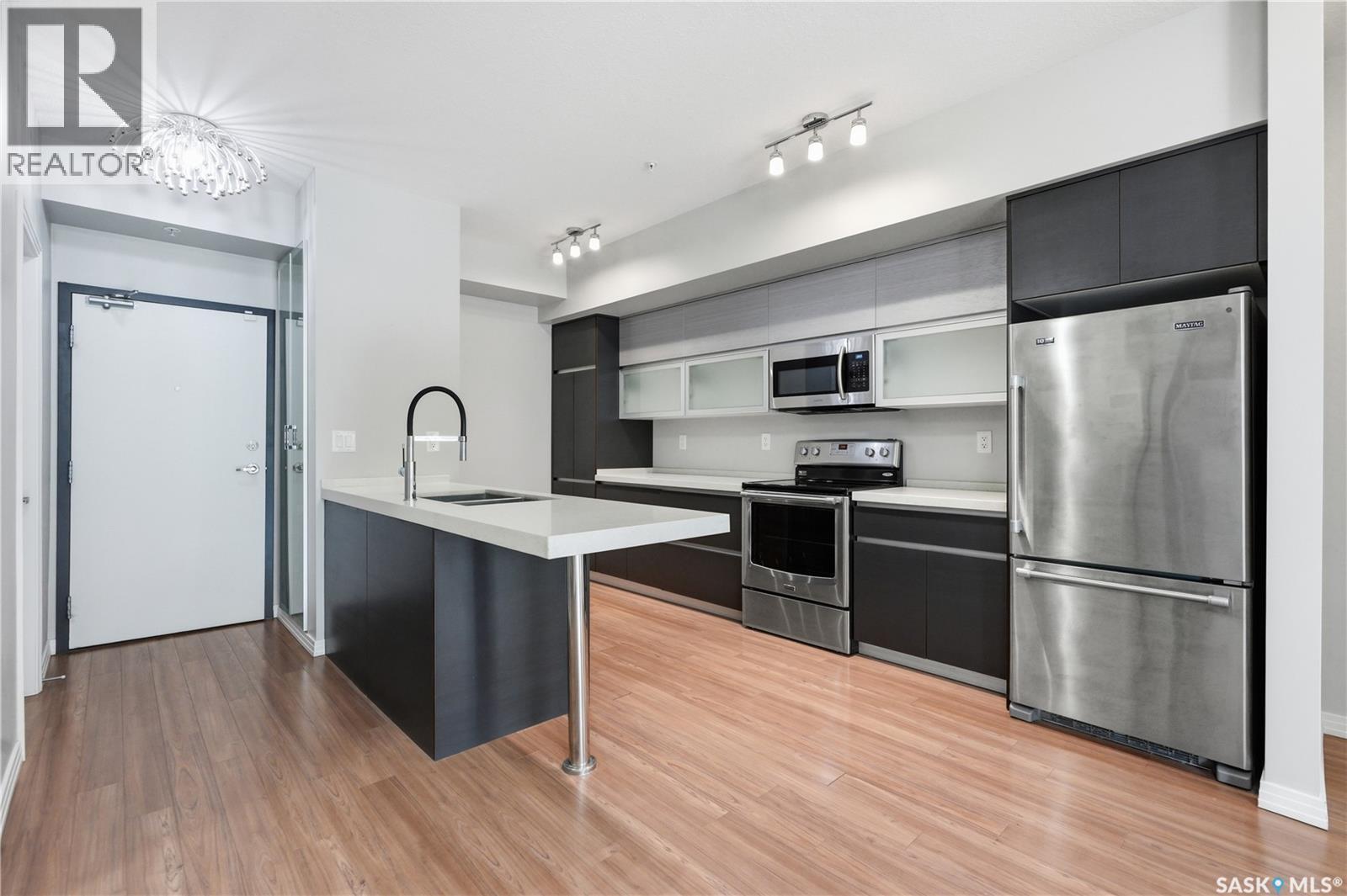 119 235 Evergreen Square, Saskatoon, SK