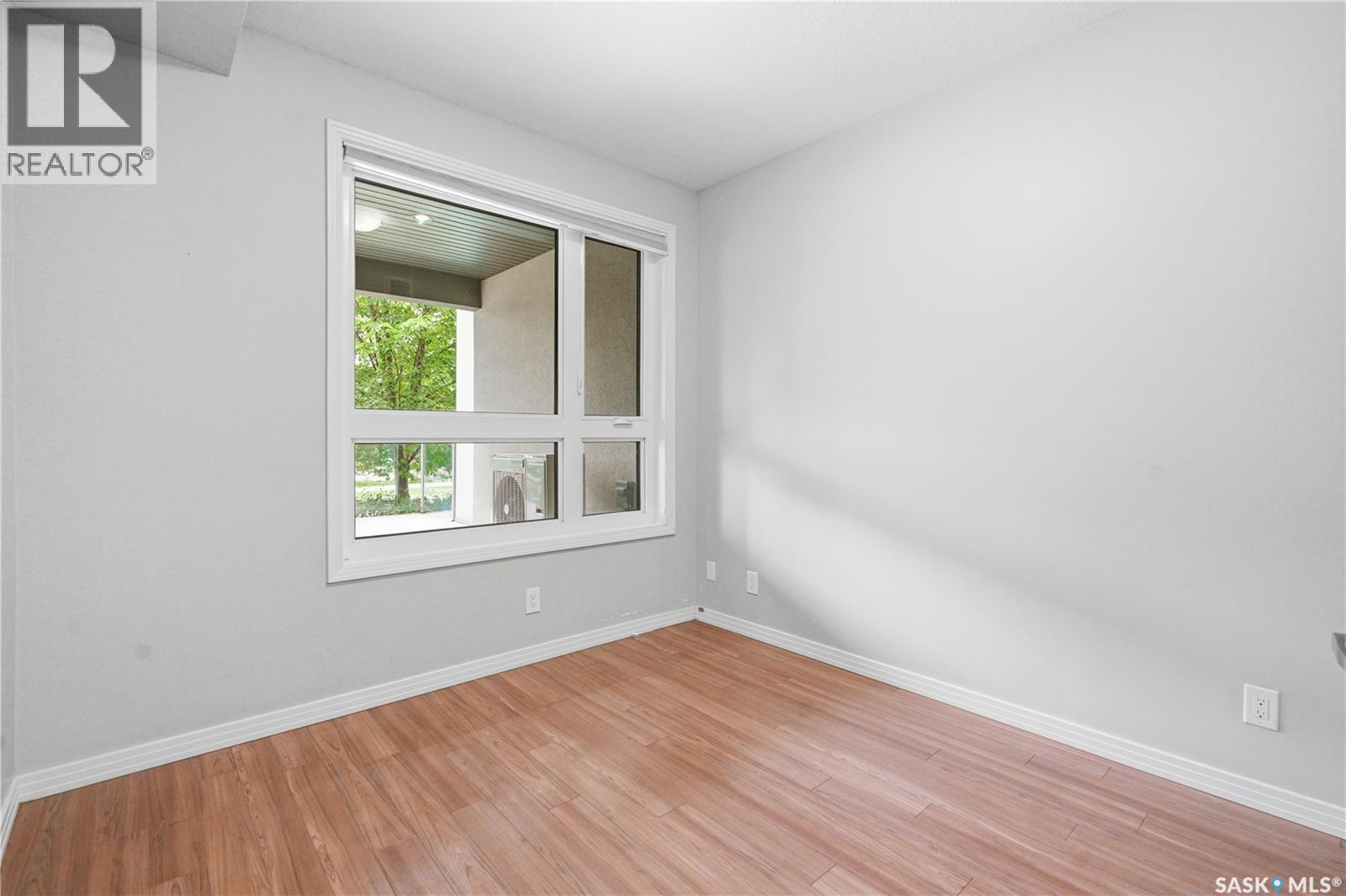 119 235 Evergreen Square, Saskatoon, SK