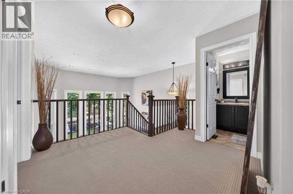 101 Fitzgerald Drive, Cambridge, ON - Indoor Photo Showing Other Room