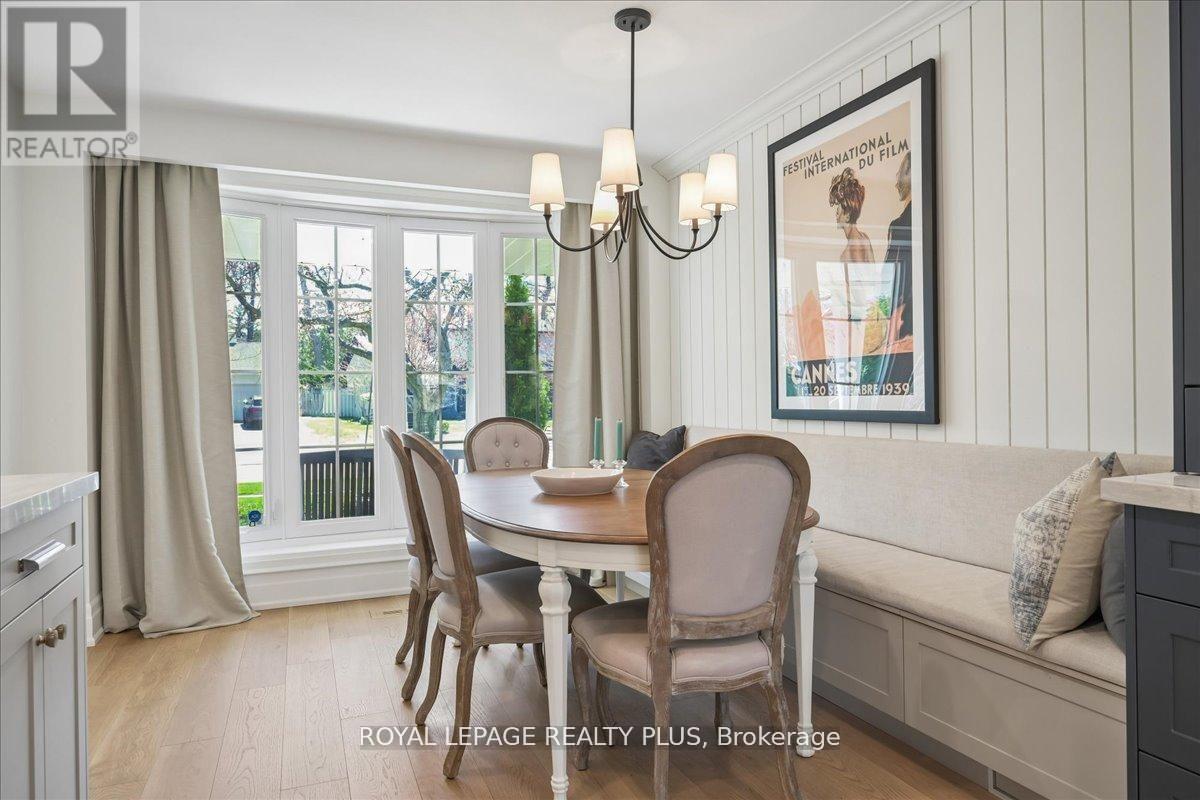 1594 Calumet Place, Mississauga, ON