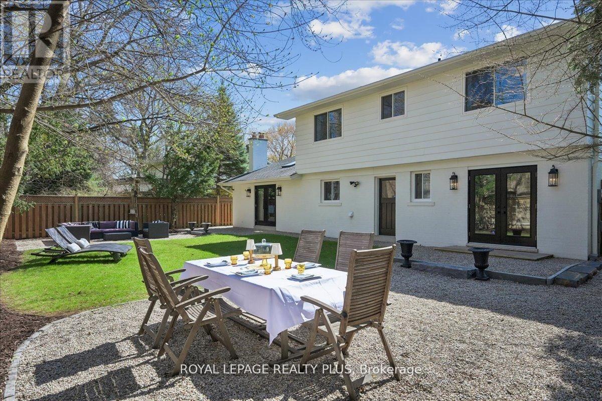 1594 Calumet Place, Mississauga, ON