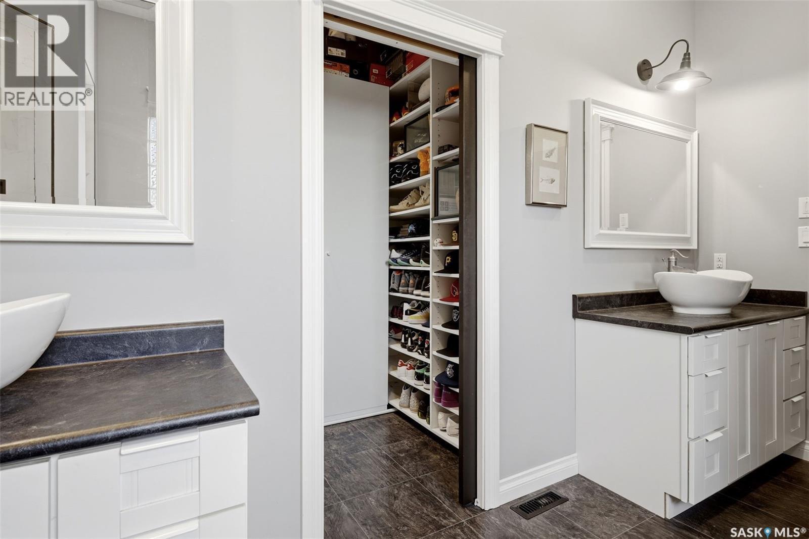 1011 Otterloo Street, Indian Head, SK - Indoor