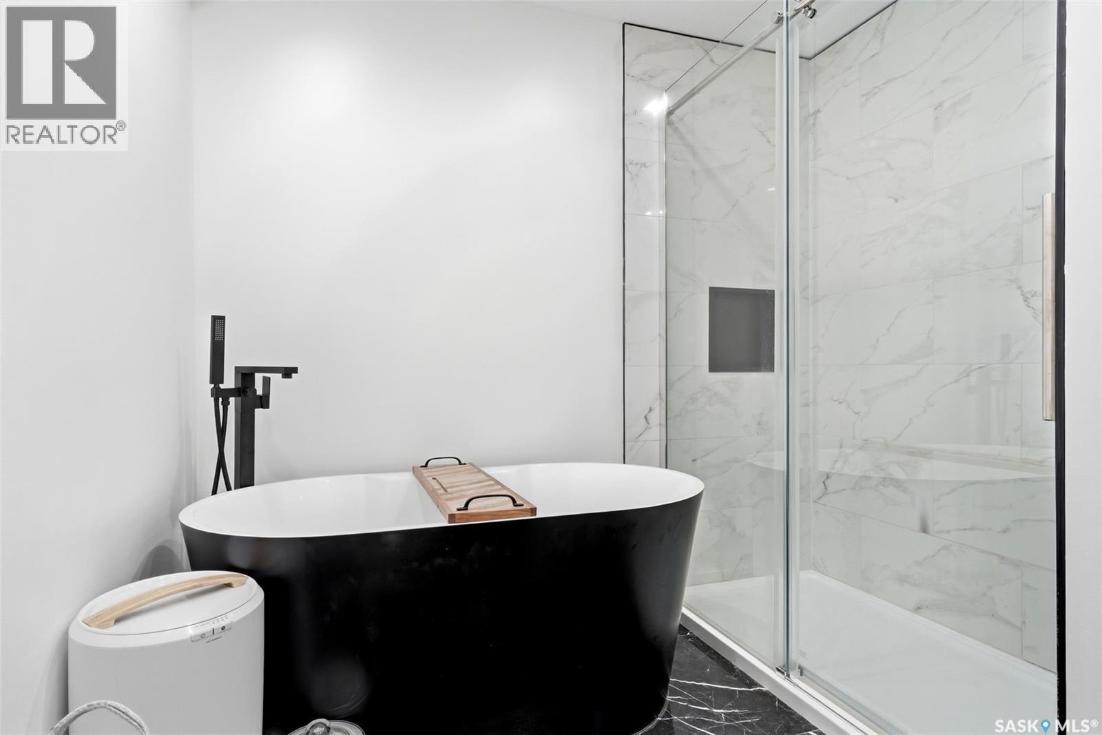 1011 Otterloo Street, Indian Head, SK - Indoor Photo Showing Bathroom