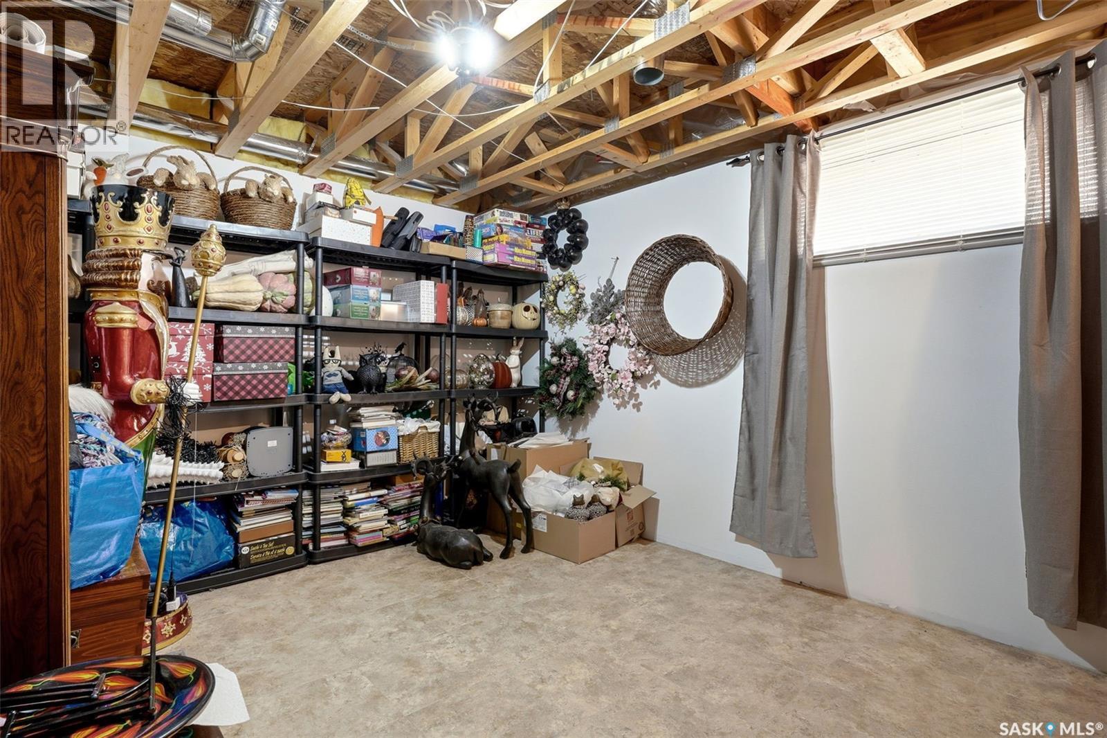 1011 Otterloo Street, Indian Head, SK - Indoor