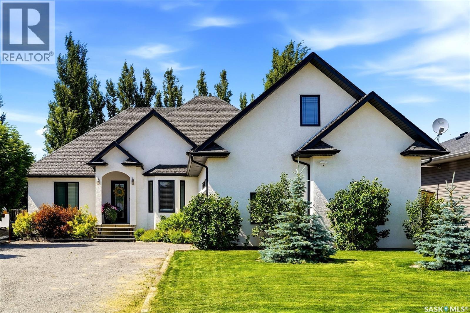 1011 Otterloo Street, Indian Head, SK - Outdoor With Facade
