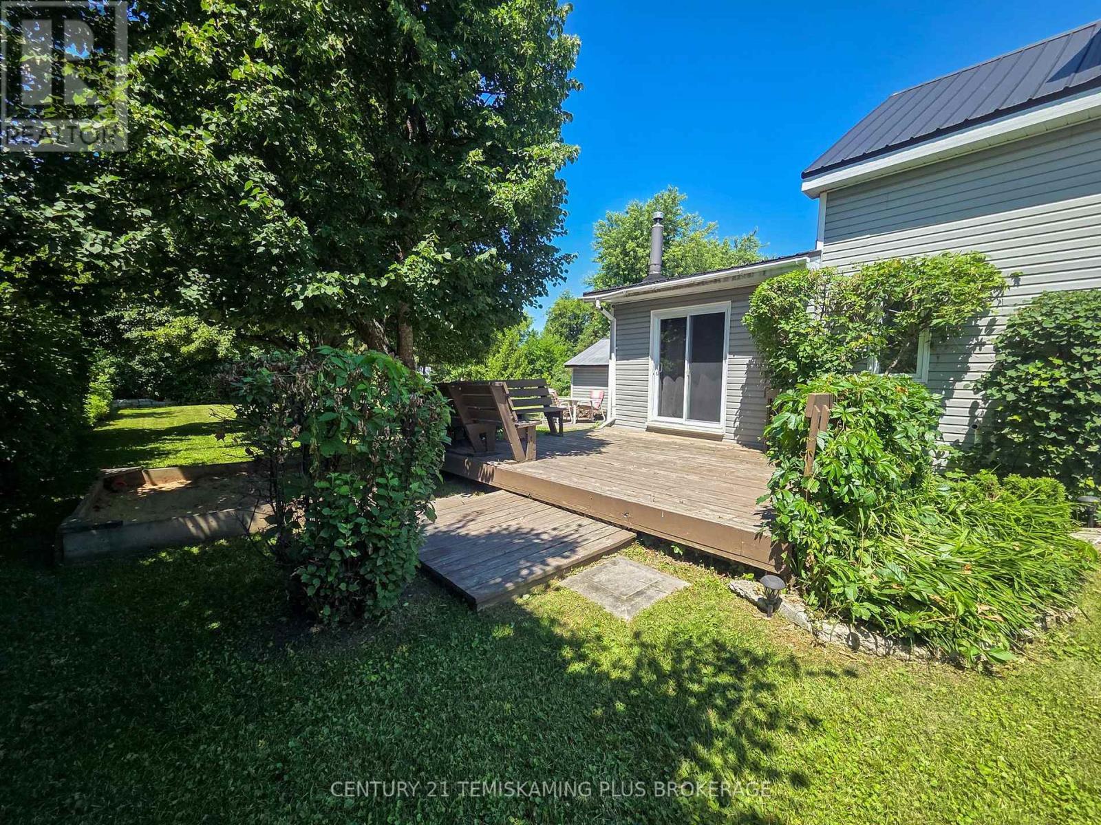 75 Third Street, Englehart, ON