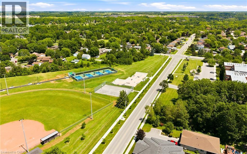 Enjoy the convenience of being just minutes from Zehrs, Rexall, LCBO, restaurants, everyday shopping, parks, schools, and scenic Grand River trails, all with easy access to the Highway for commuters. - 16 Scottacres Boulevard, Caledonia, ON