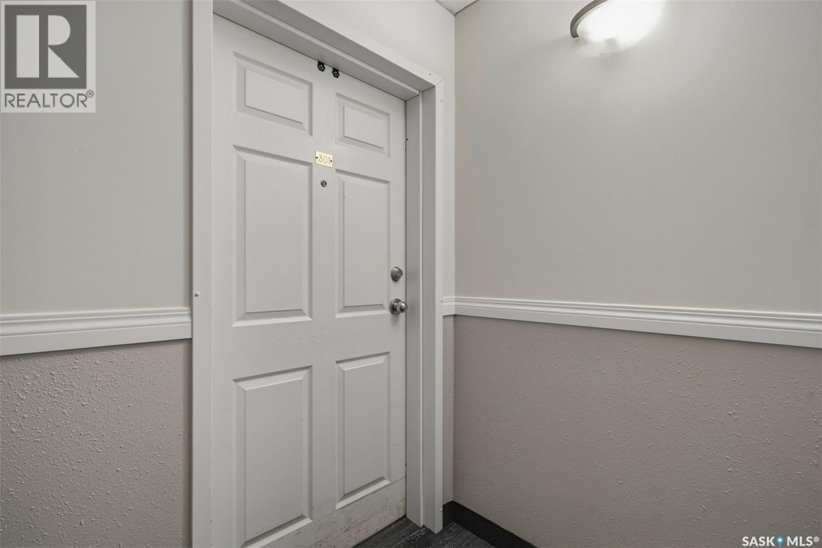 301 303 Lowe Road, Saskatoon, SK