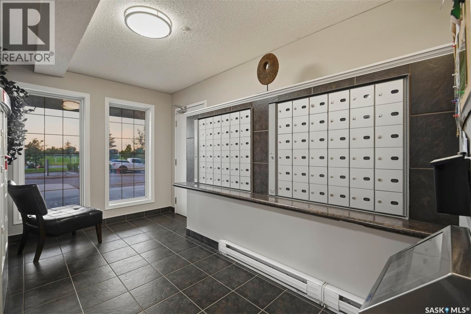 301 303 Lowe Road, Saskatoon, SK