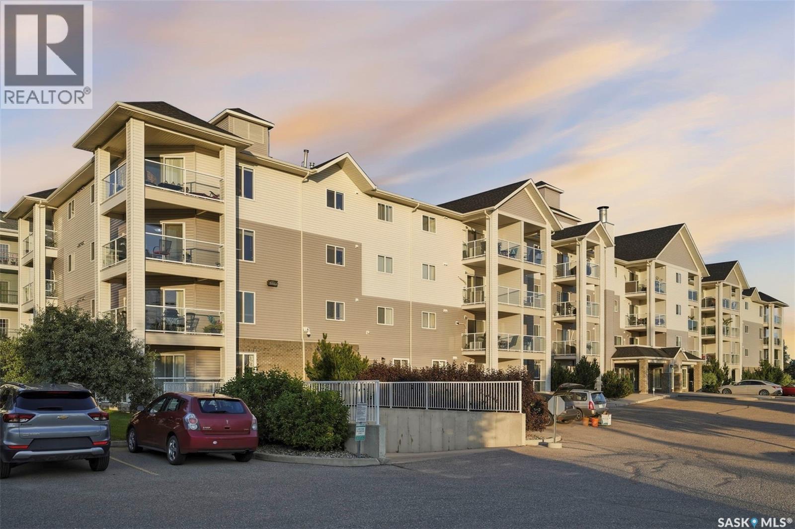 301 303 Lowe Road, Saskatoon, SK