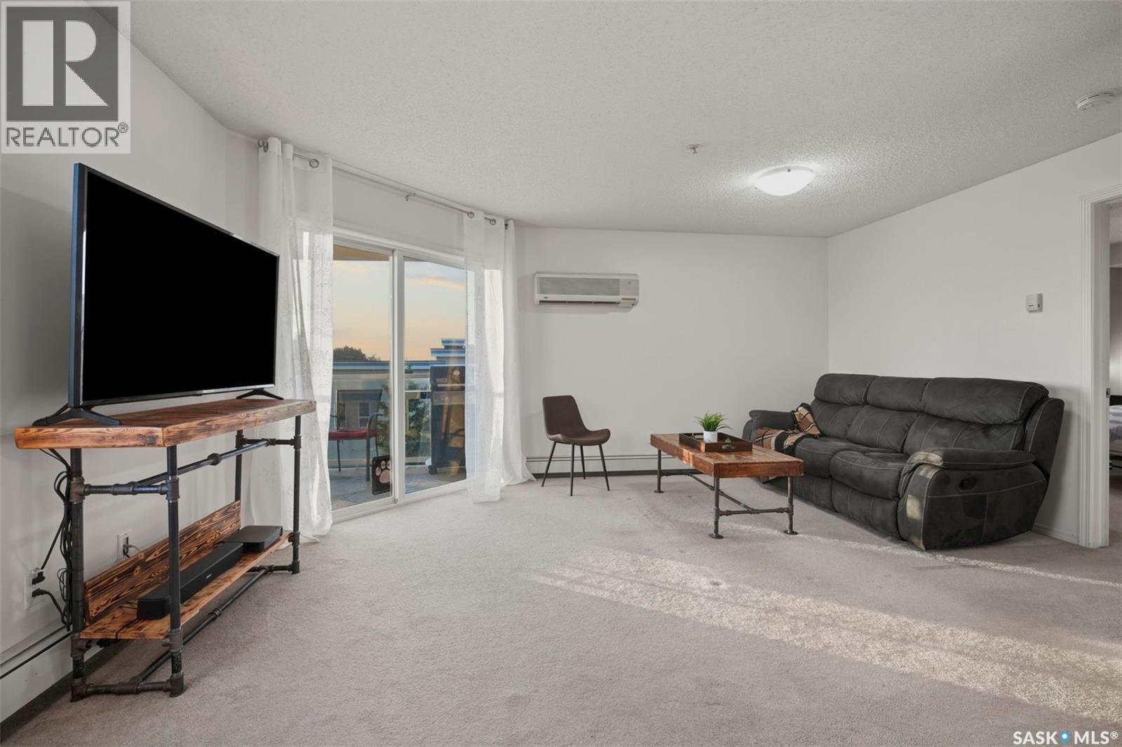301 303 Lowe Road, Saskatoon, SK