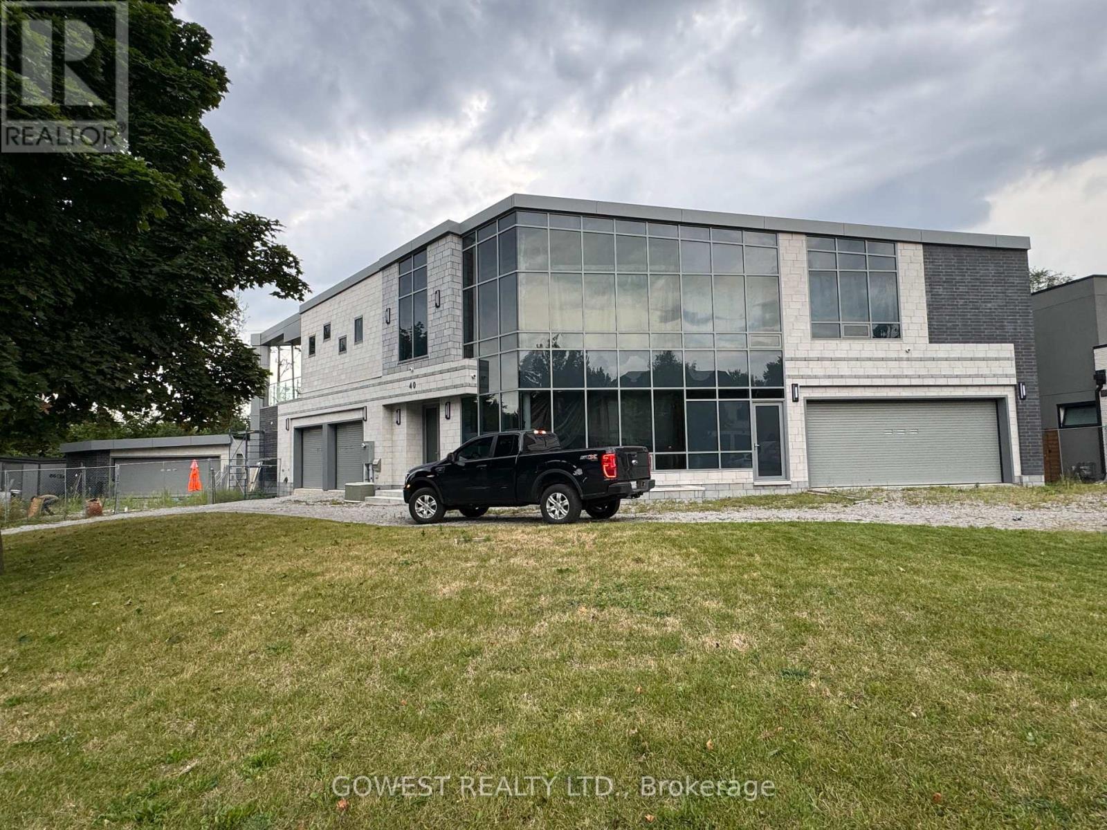 40 Tottenham Road, Toronto, ON - Outdoor