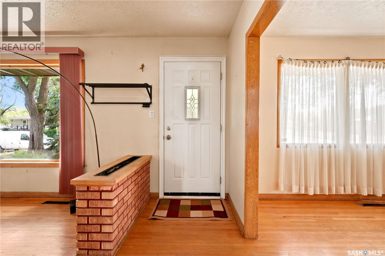 4240 8Th Avenue, Regina, SK - Indoor Photo Showing Other Room