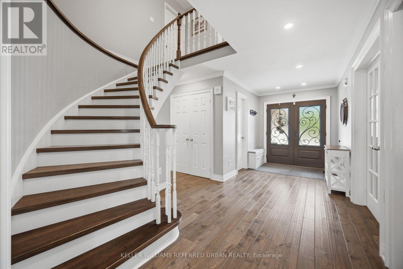 46 Lipton Crescent, Whitby, ON