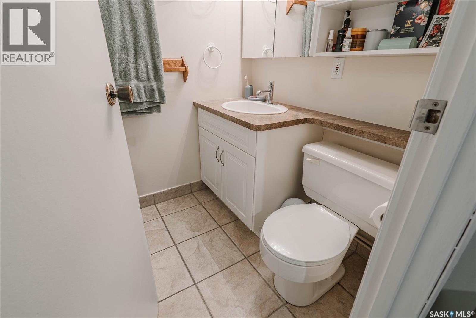 2704 Preston Avenue S, Saskatoon, SK