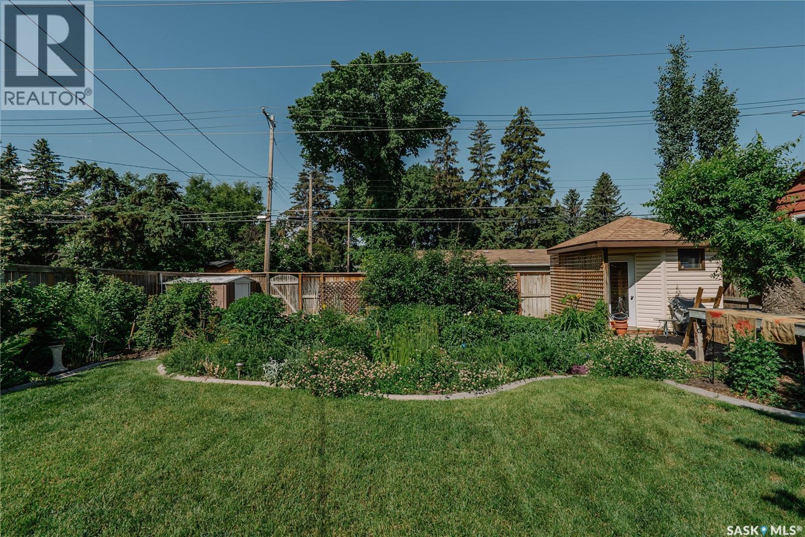 2704 Preston Avenue S, Saskatoon, SK