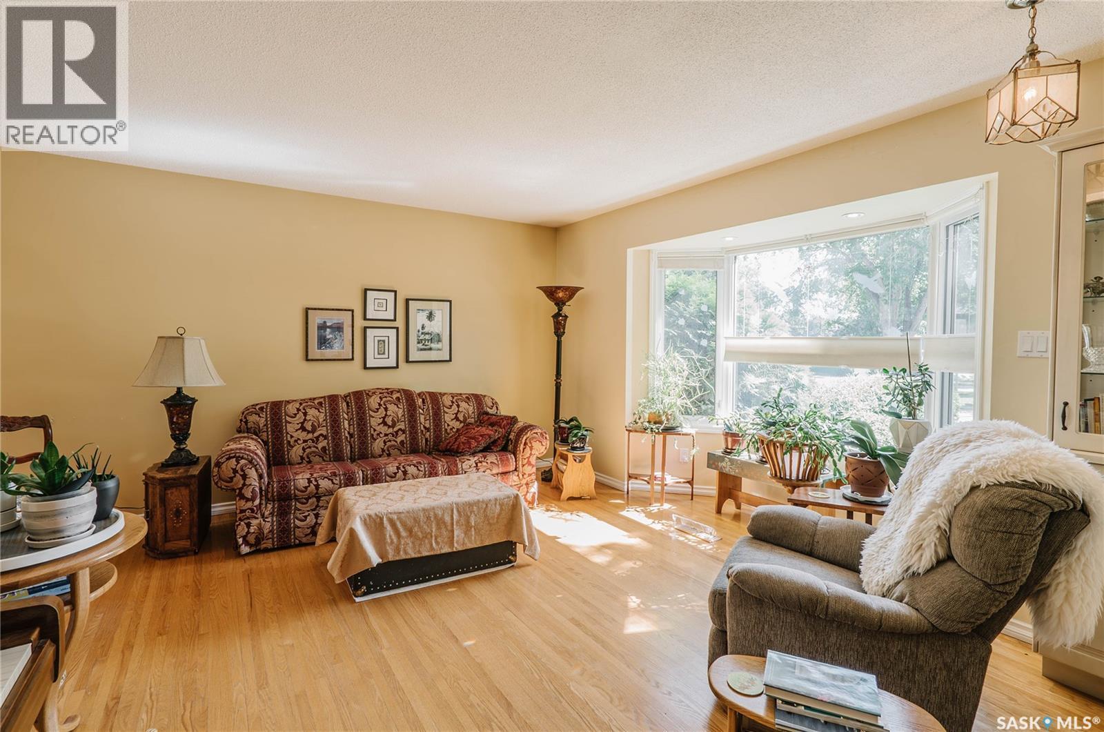 2704 Preston Avenue S, Saskatoon, SK