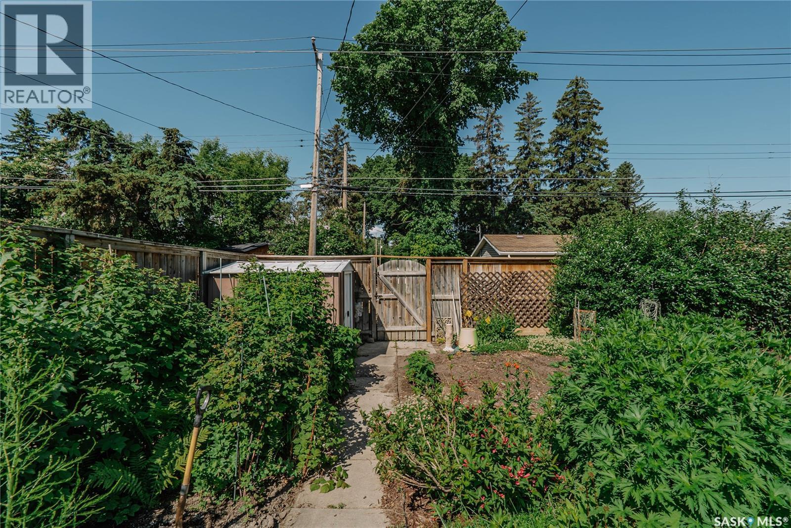 2704 Preston Avenue S, Saskatoon, SK