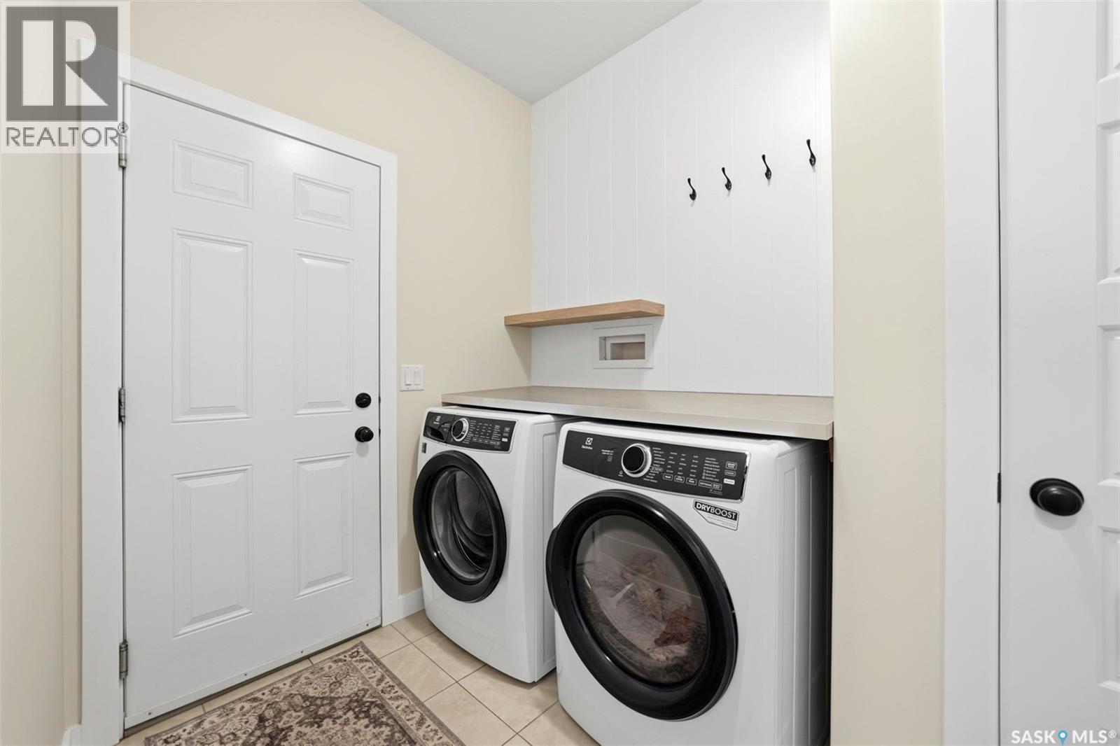 1339 Pringle Manor, Saskatoon, SK
