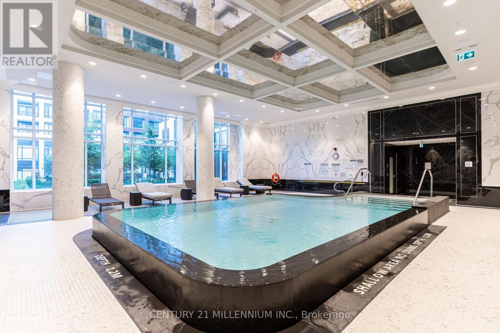 305 - 259 The Kingsway, Toronto, ON