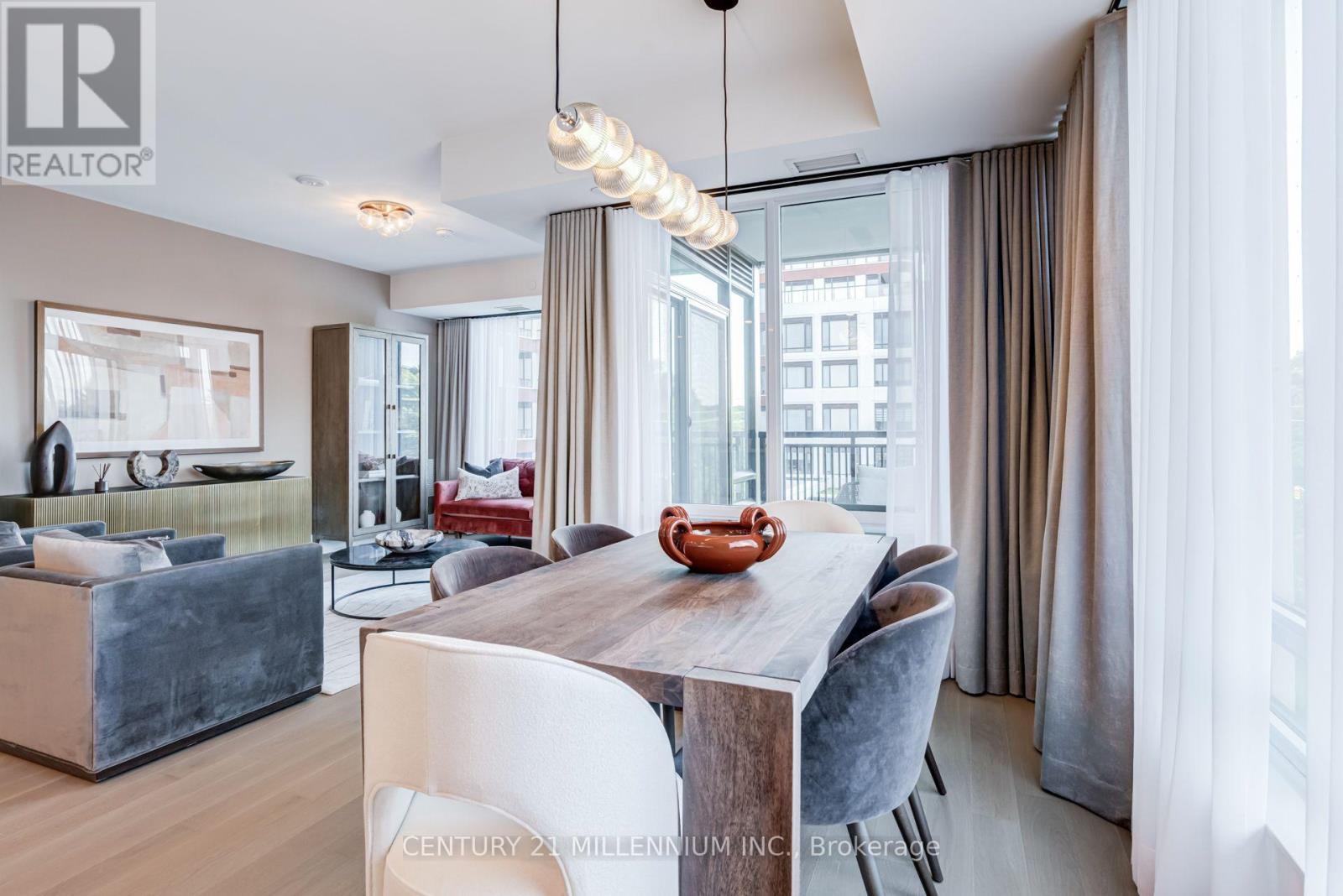 305 - 259 The Kingsway, Toronto, ON